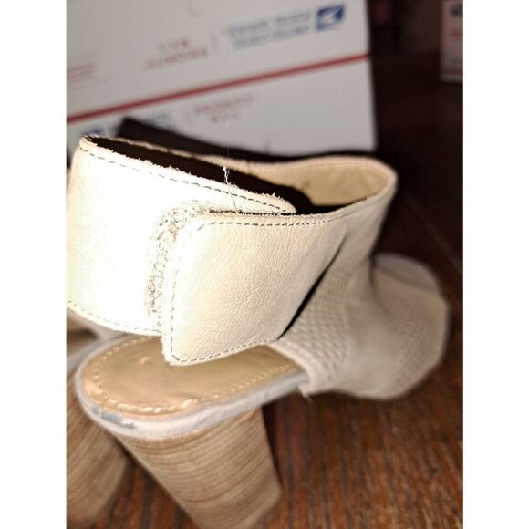 8.5 Franco Sarto Jalia Leather Tan Peep Toe Chunky High Heel Dress Shoes - Picture 4 of 7